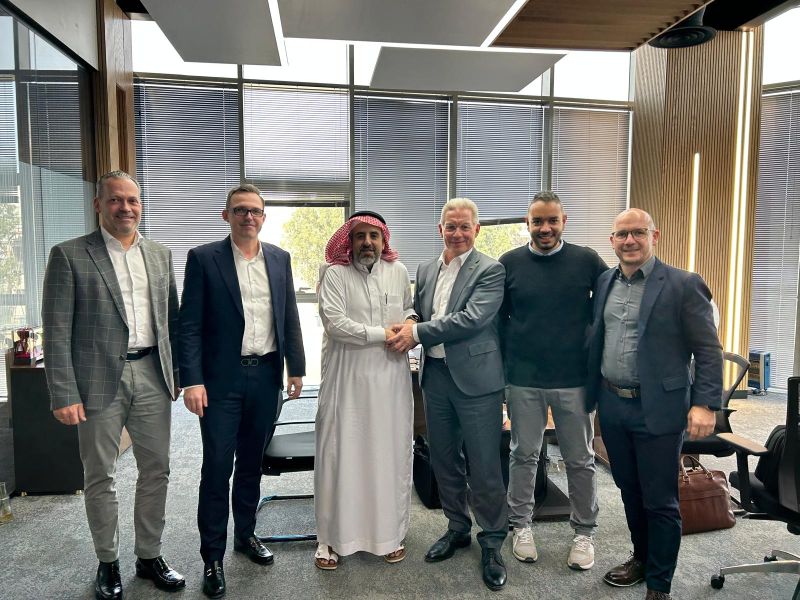 Manna invest in more Lisec